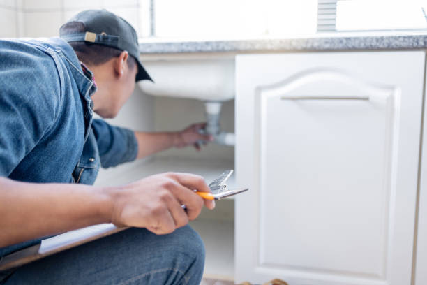 Best Clogged Drain Plumber  in Village Of Waukesha, WI